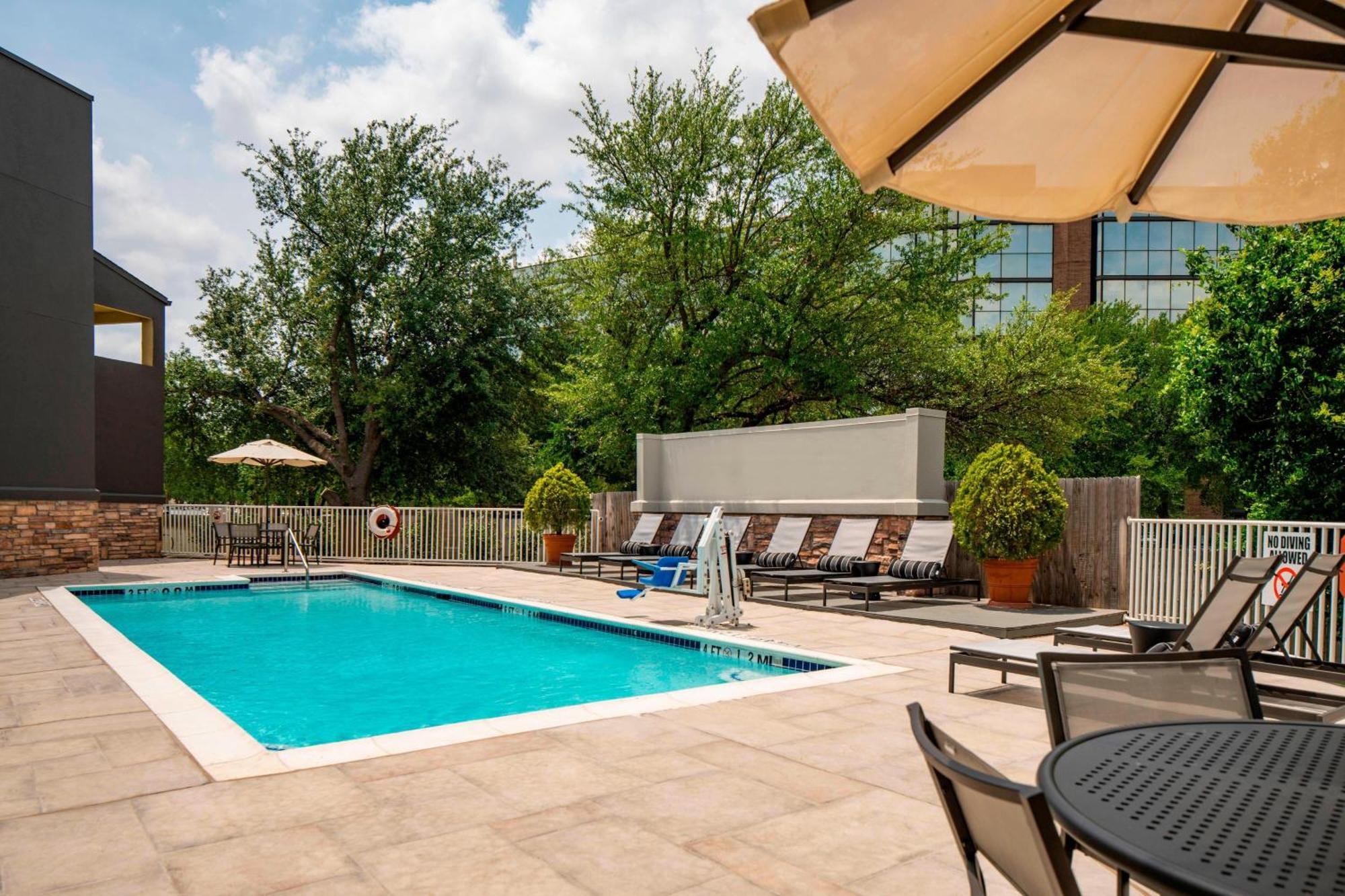 Four Points By Sheraton Dallas Arlington Entertainment District Eksteriør billede
